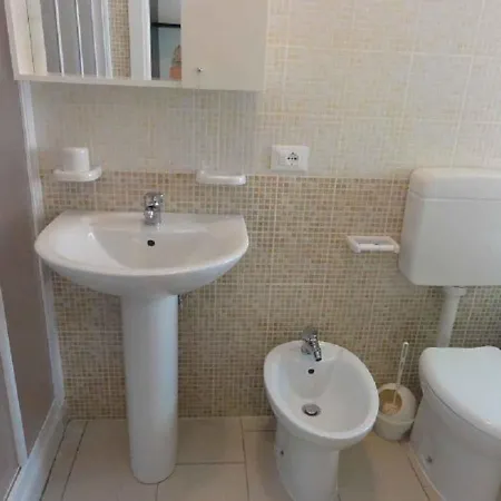 In 38283 Апартаменти *