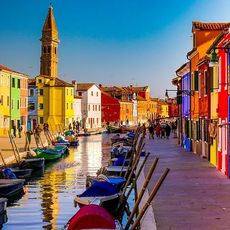 Apartment In 38283 *